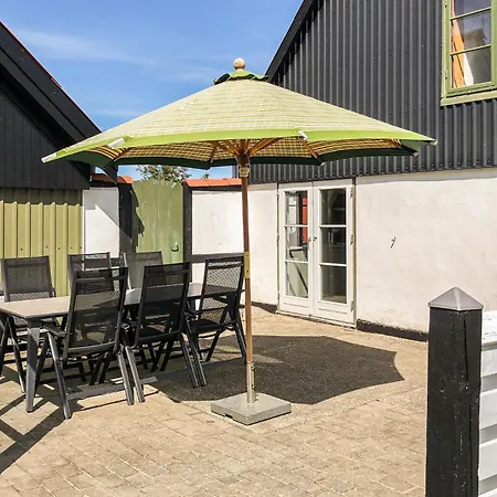 Vakantiehuis Prachtig In Aakirkeby Met Wifi *