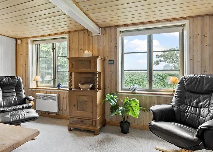 Beautiful In Aakirkeby With Wifi * Åkirkeby